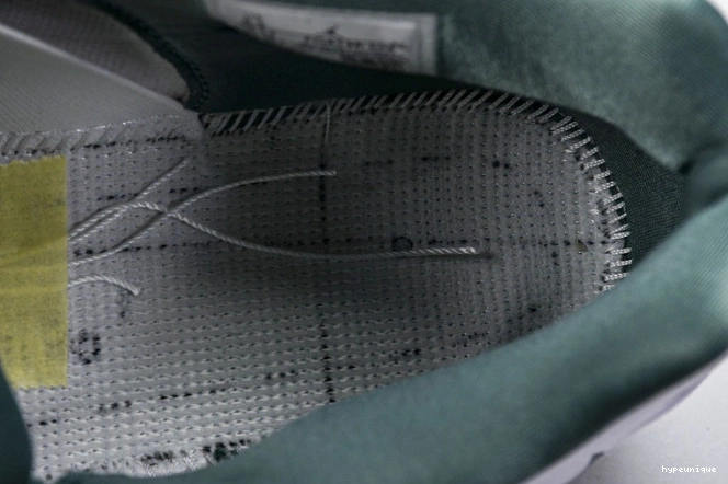 HYPE Air 4 Oxidized Green Jordan FQ8138-103 0706